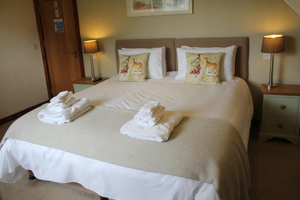 Three Horseshoes Country Inn Barry Zewnętrze zdjęcie
