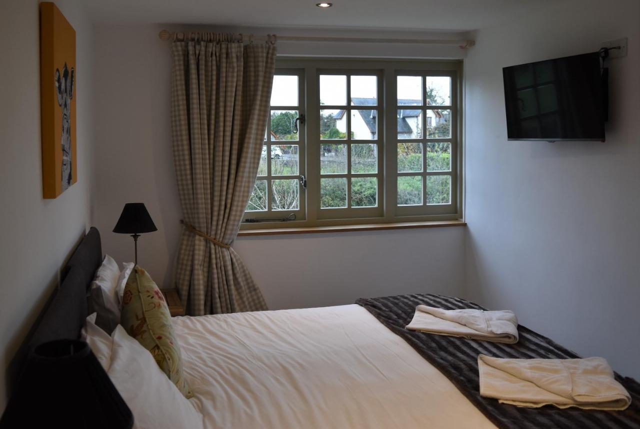 Three Horseshoes Country Inn Barry Zewnętrze zdjęcie