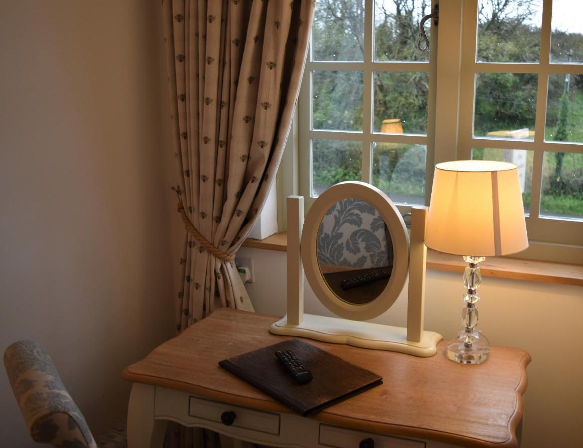 Three Horseshoes Country Inn Barry Zewnętrze zdjęcie