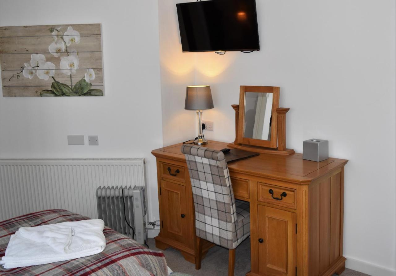 Three Horseshoes Country Inn Barry Zewnętrze zdjęcie