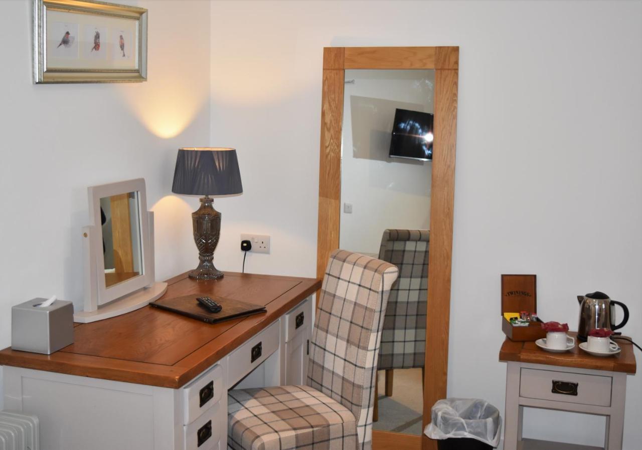 Three Horseshoes Country Inn Barry Zewnętrze zdjęcie