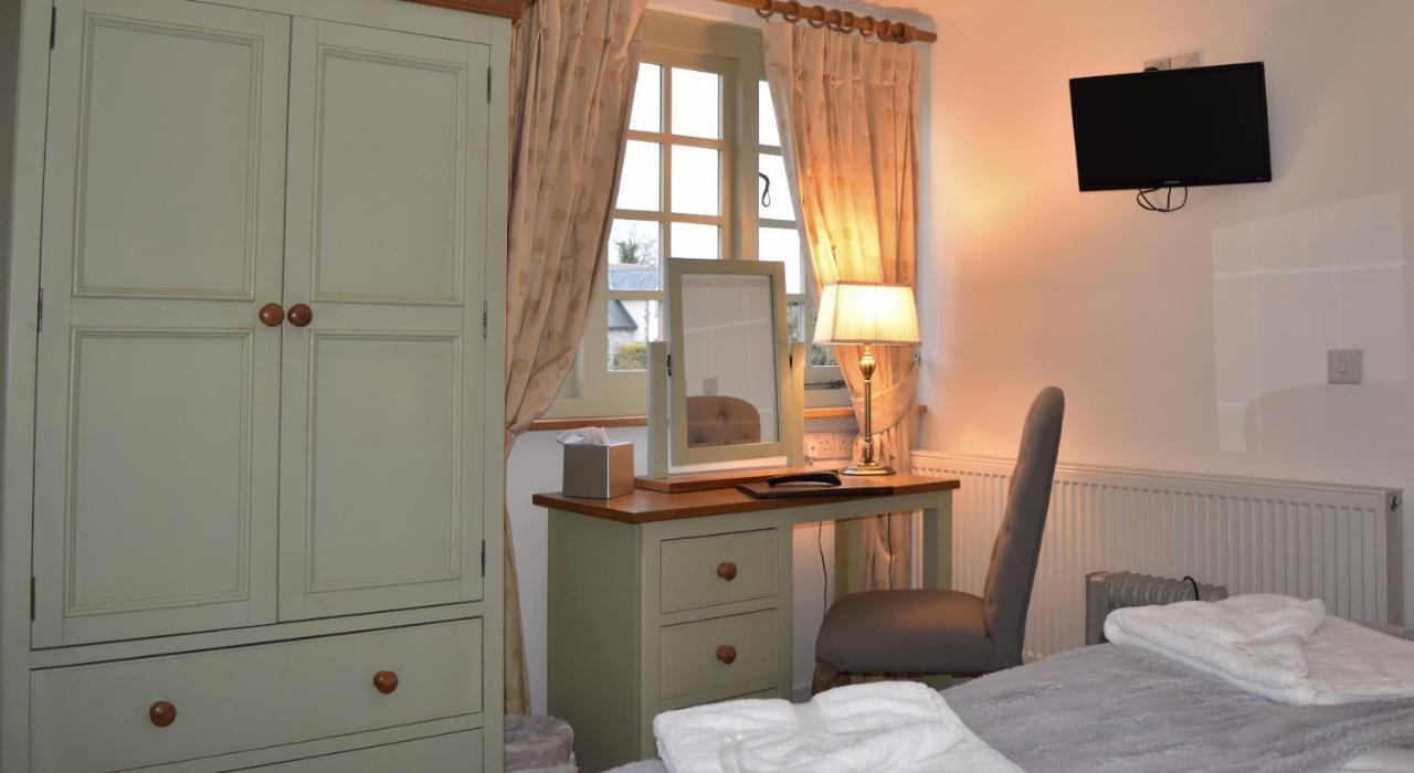 Three Horseshoes Country Inn Barry Zewnętrze zdjęcie