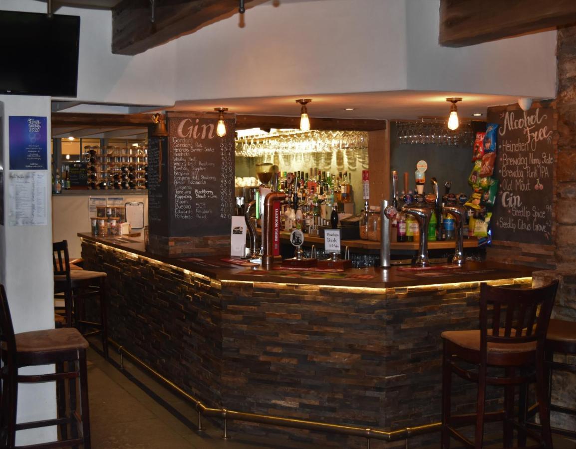 Three Horseshoes Country Inn Barry Zewnętrze zdjęcie